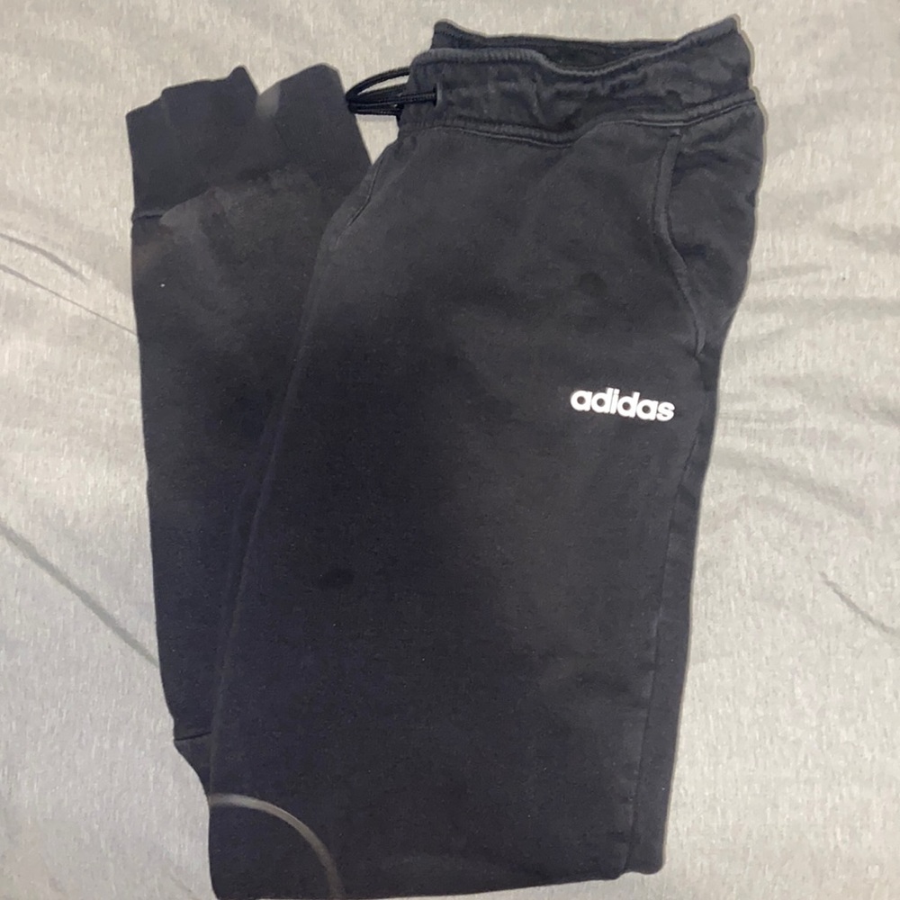 adidas sweatpants!🖤🖤